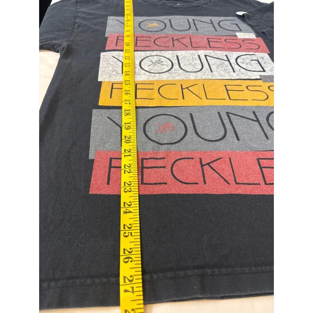 Young & Reckless Mens Graphic T-Shirt Black Stacked Logo Short Sleeve Size M